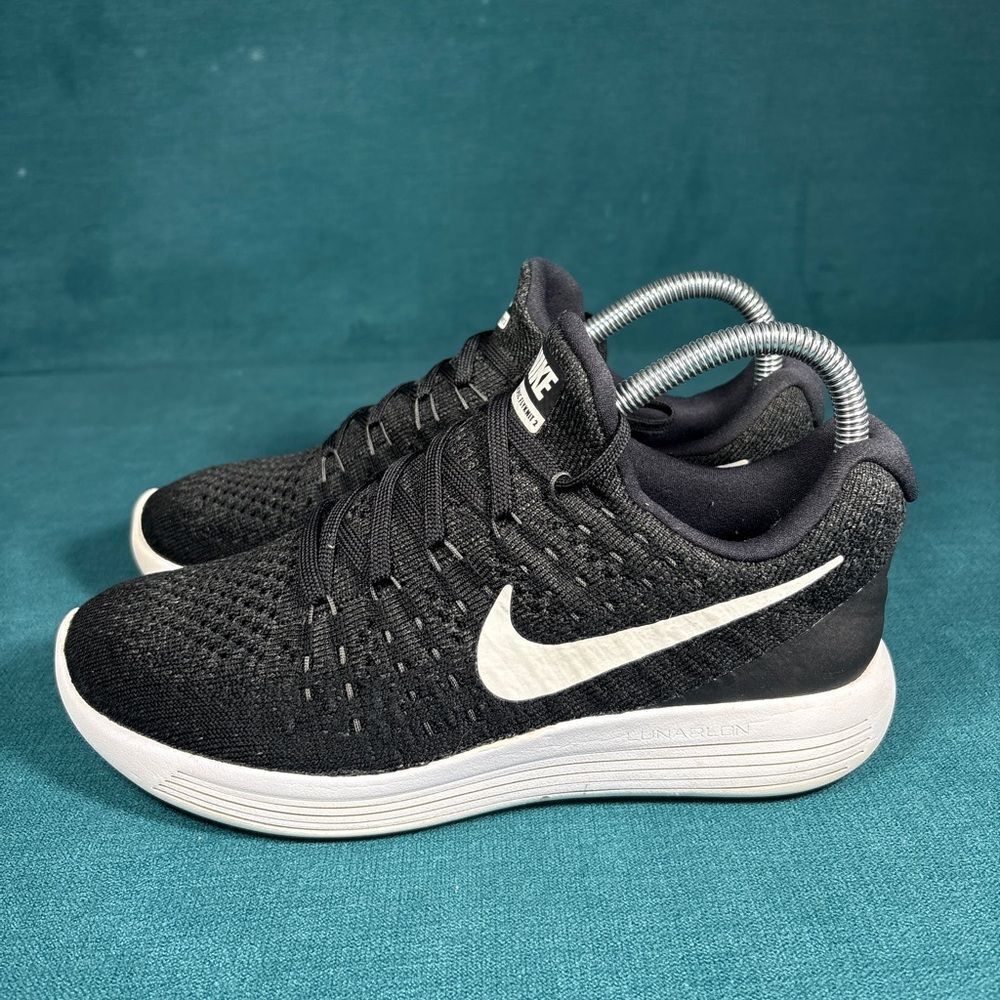 Nike LunarEpic Low Flyknit Black shoes women’s size 7